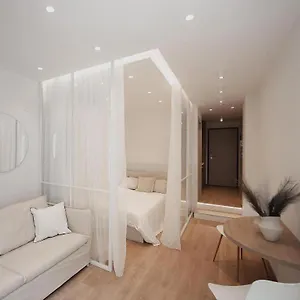 Daire V1 Boutique Rooms, Nilie Hospitality Mgmt Yunanistan