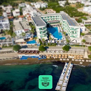 Resort Dragut Point South